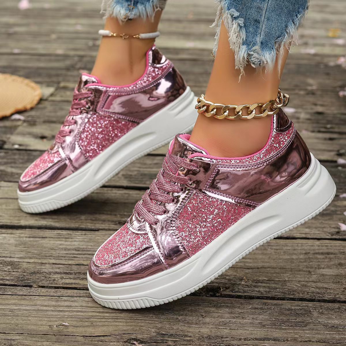 Lace-up Sequin Design Thick Bottom Round Toe Non-slip Walking Sneakers