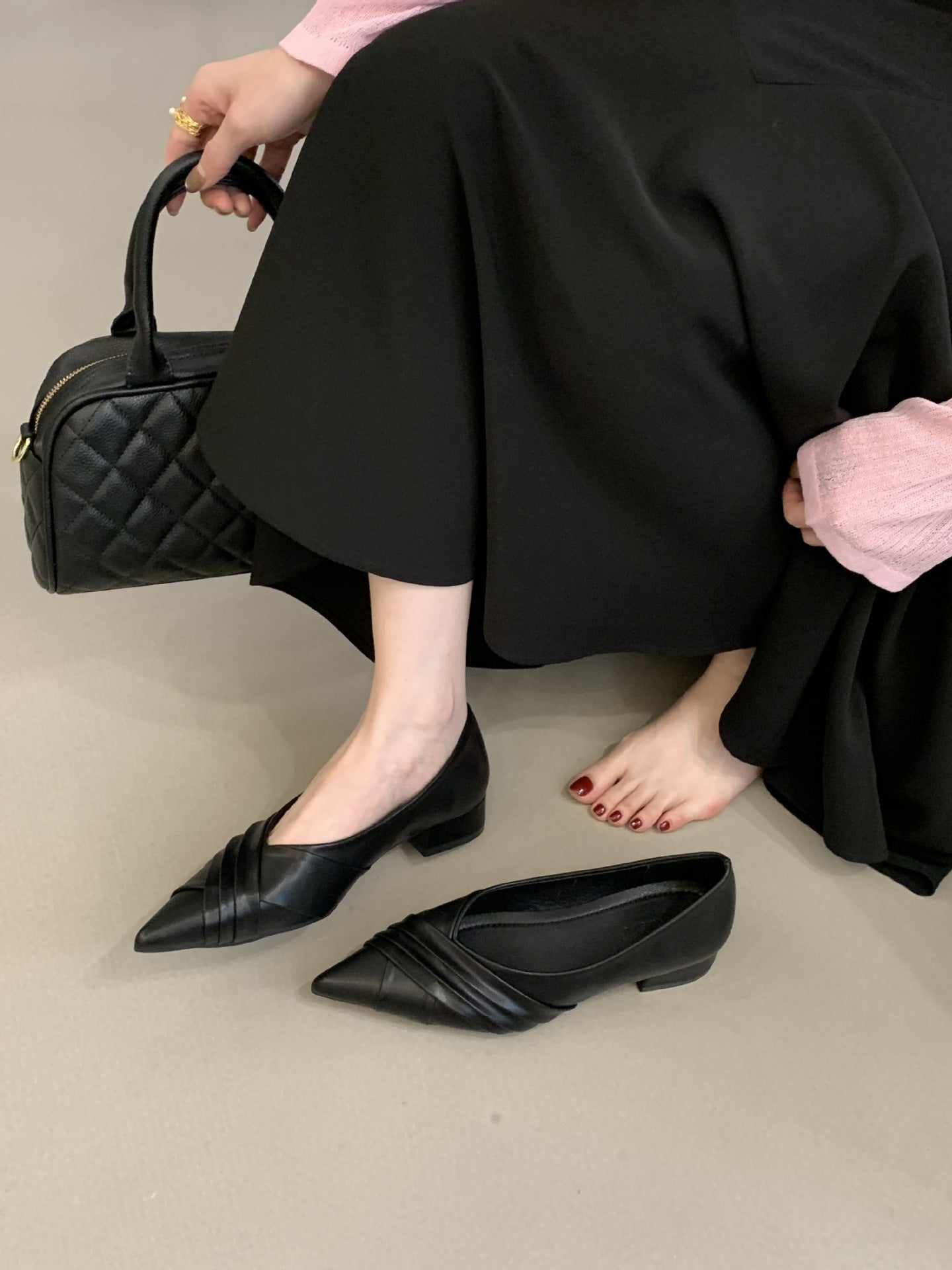 Solid Cross Strap Pointed Toe Flats