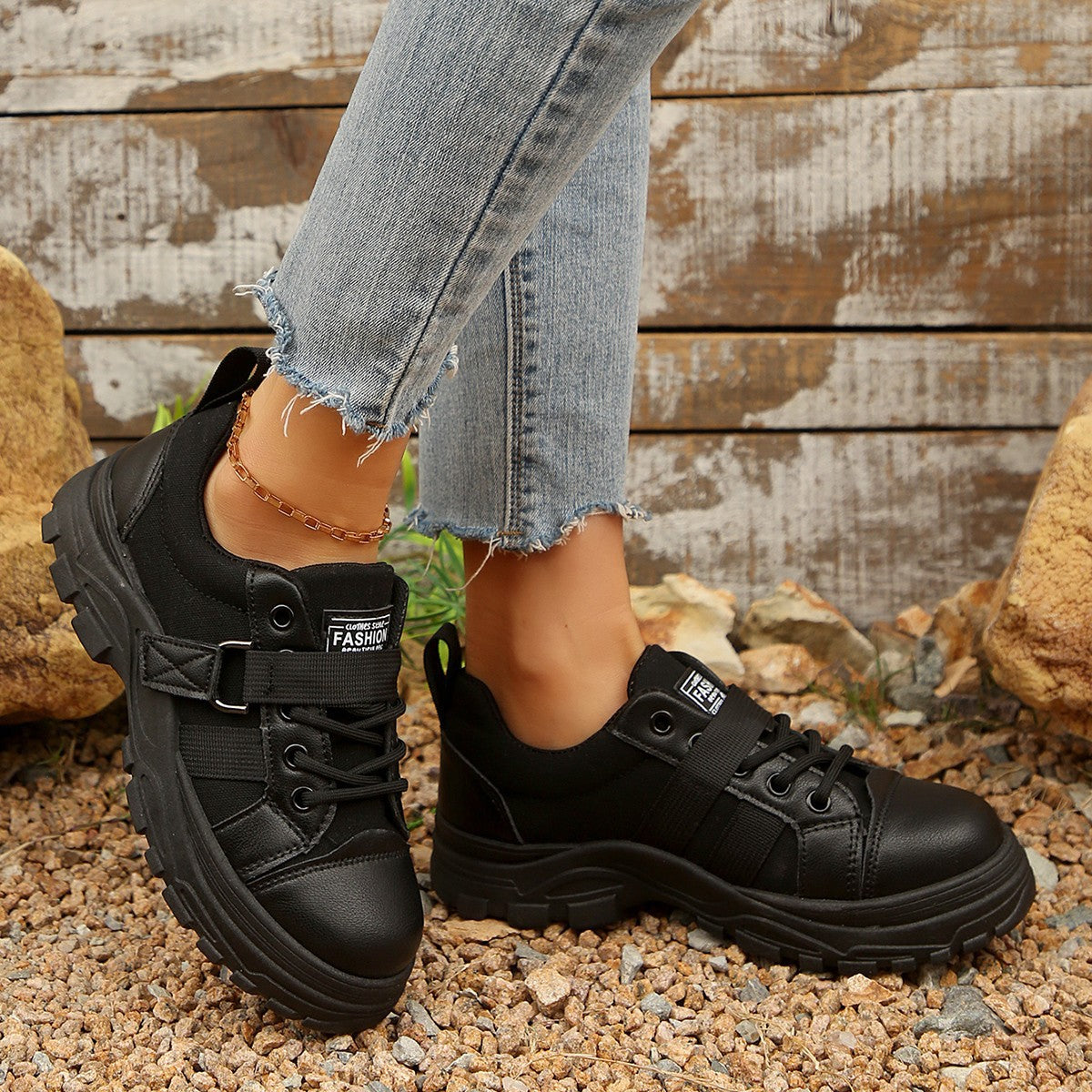 Lace-up Canvas Breathable Thick-soled Round-toe Casual Sneakers