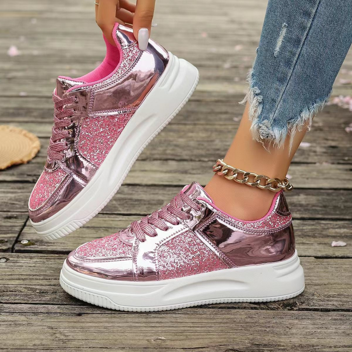 Lace-up Sequin Design Thick Bottom Round Toe Non-slip Walking Sneakers