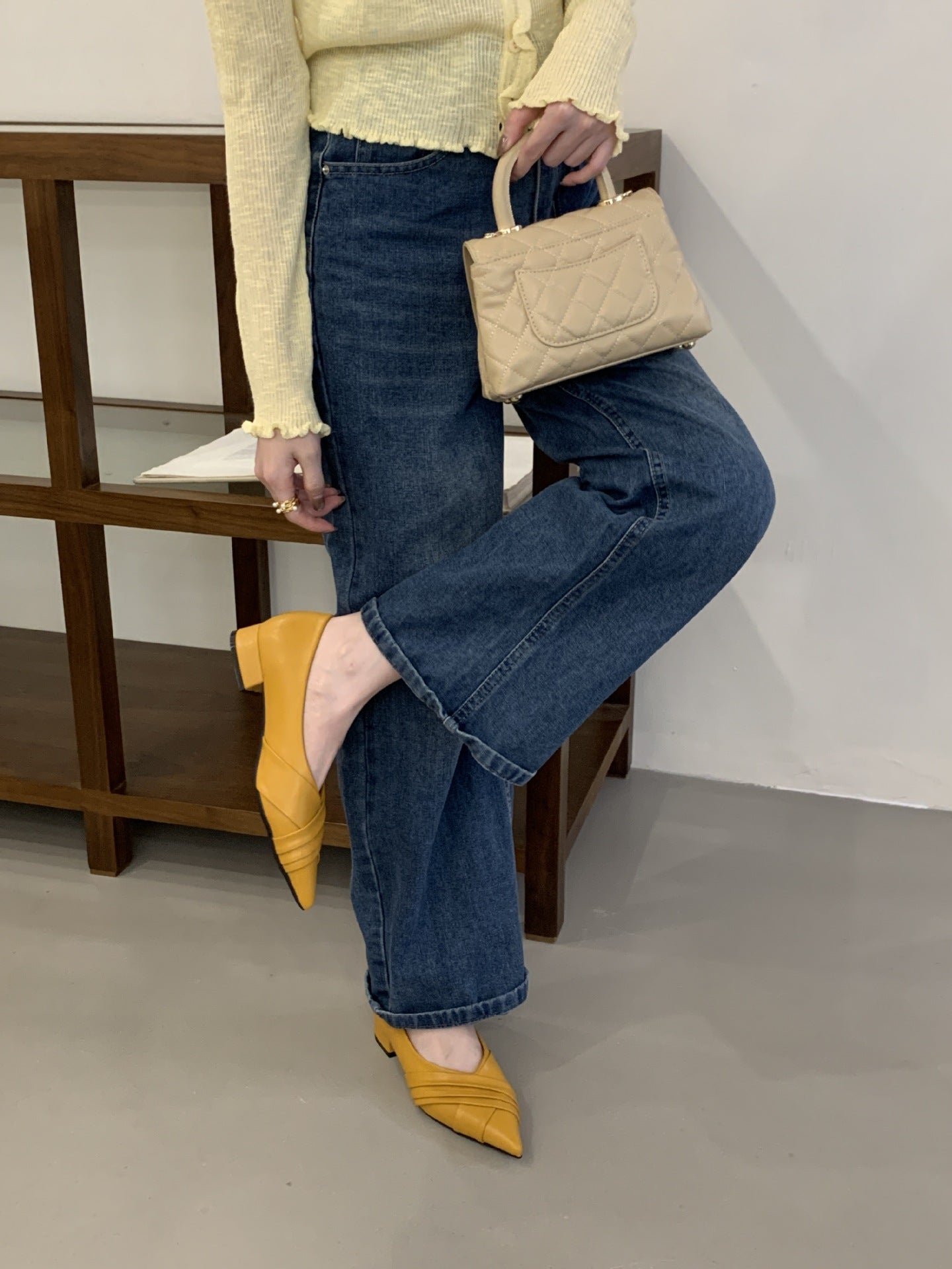 Solid Cross Strap Pointed Toe Flats