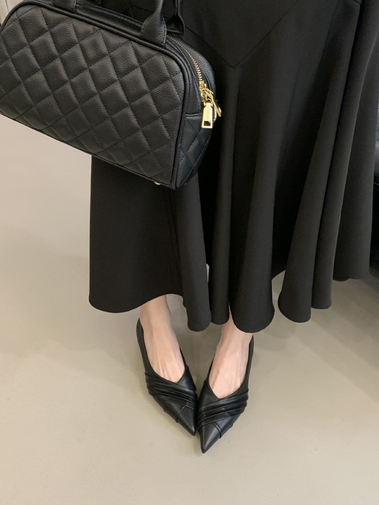 Solid Cross Strap Pointed Toe Flats