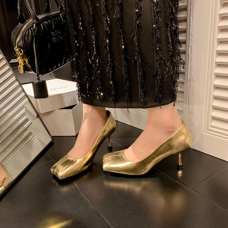Golden Hour | Metallic Vintage Pumps