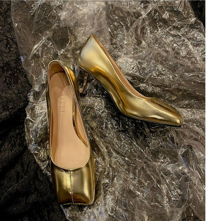 Golden Hour | Metallic Vintage Pumps