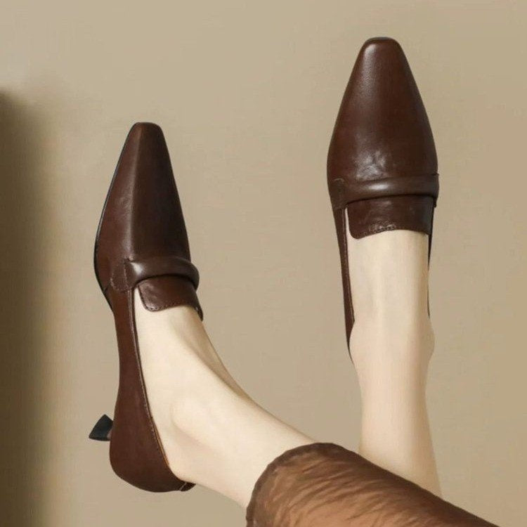Retro French Pointed Toe Stiletto Low Heel Plus Size Single Shoes