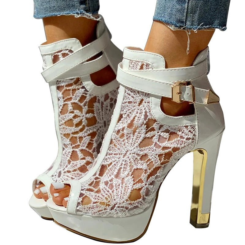 Lace-Trimmed Buckle Peep Toe Chunky Heel Sandals